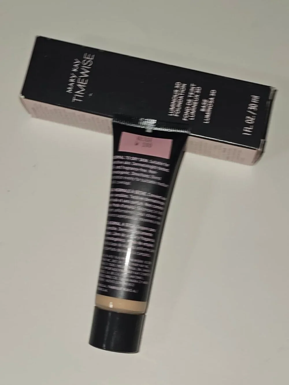 Mary Kay TimeWise Luminous Foundation  Beige W100 New